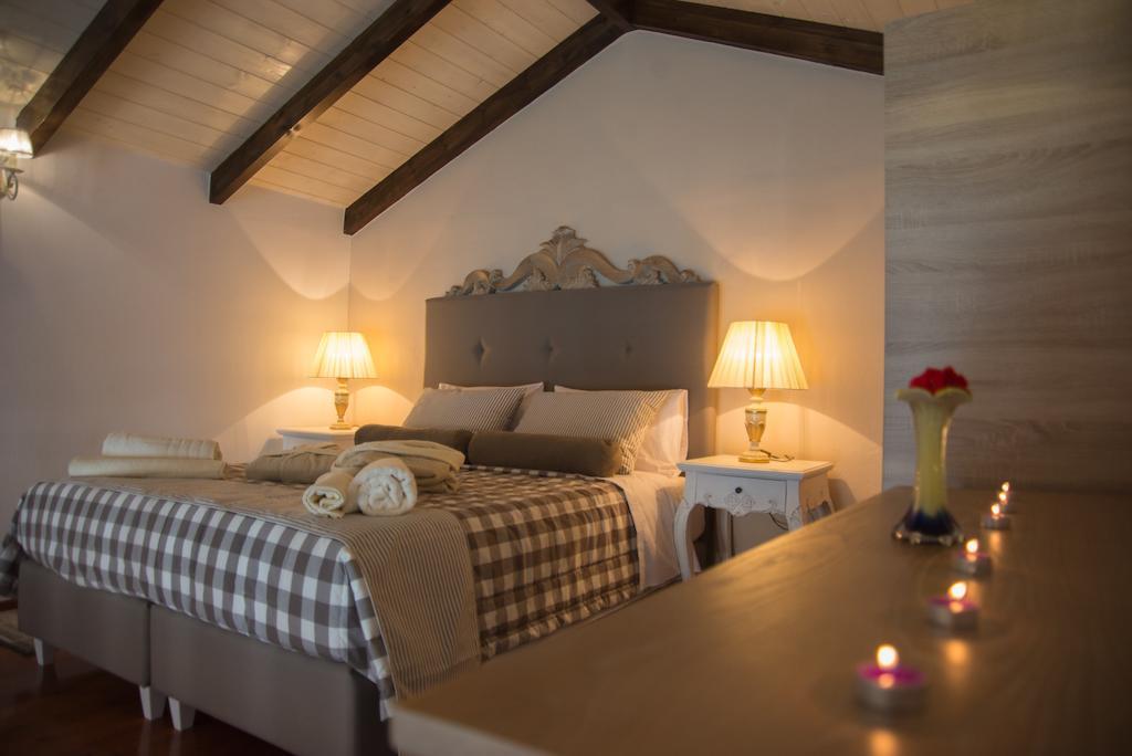 Porto Enetiko Suites 레팀노 객실 사진